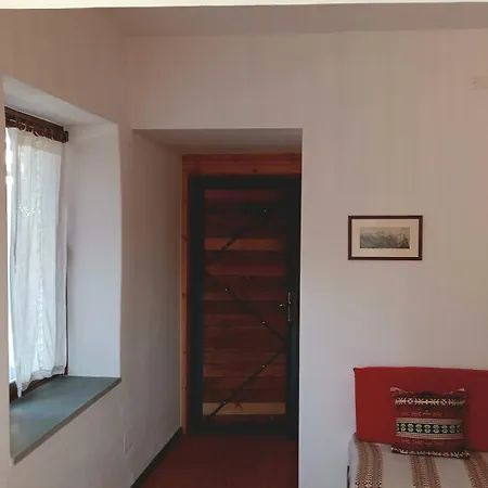 Iris House - Casa Indipendente A * Berat